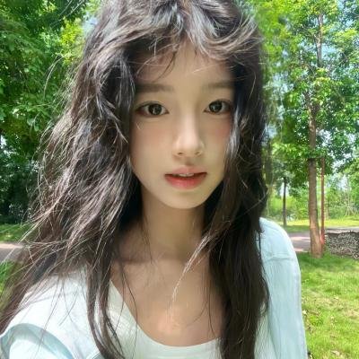 雷电交加的小路